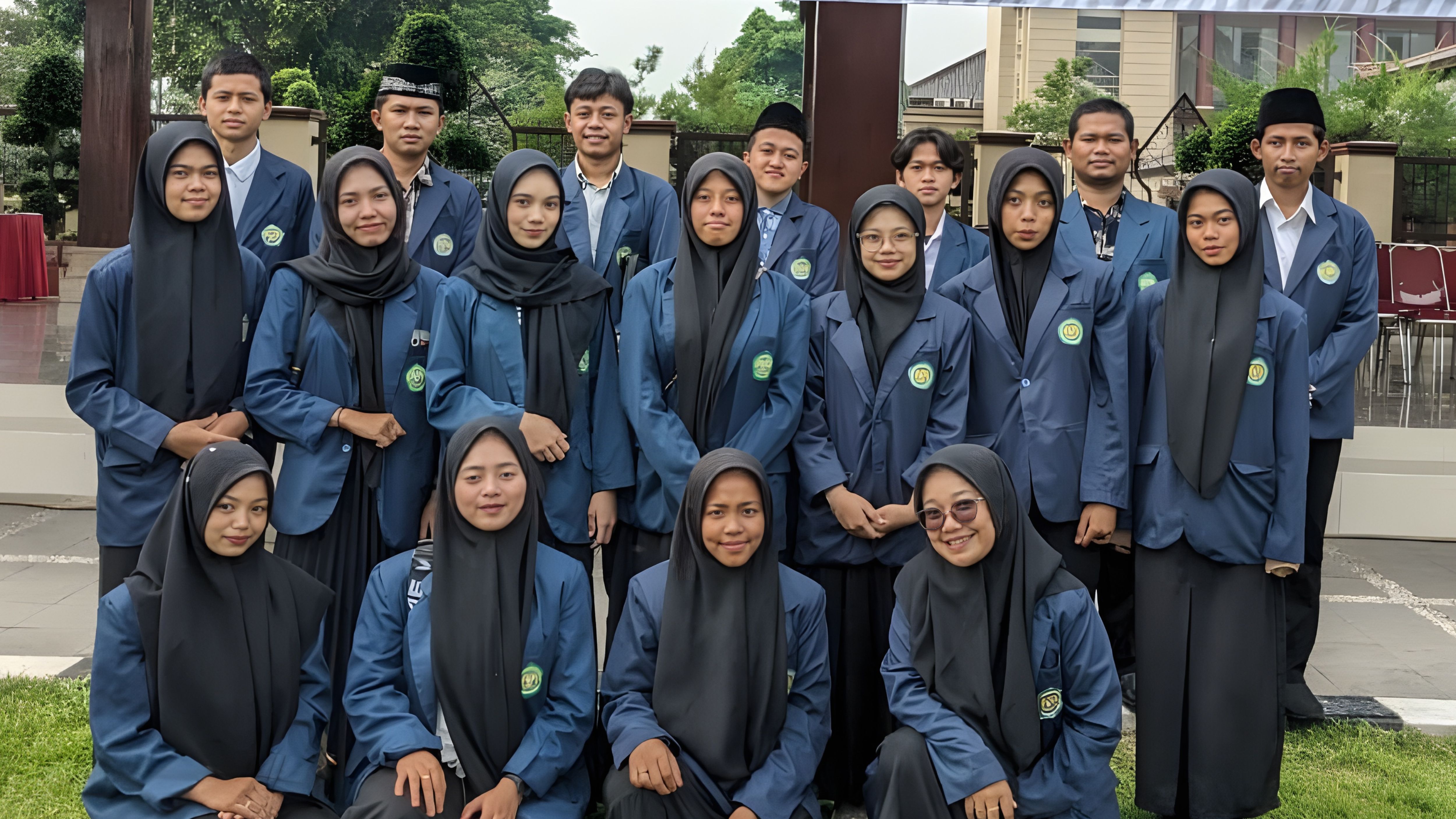 Mahasiswa STIT Al-Muslihuun Blitar Padati Alun-alun Kanigoro: Wujudkan Semangat Pahlawan 